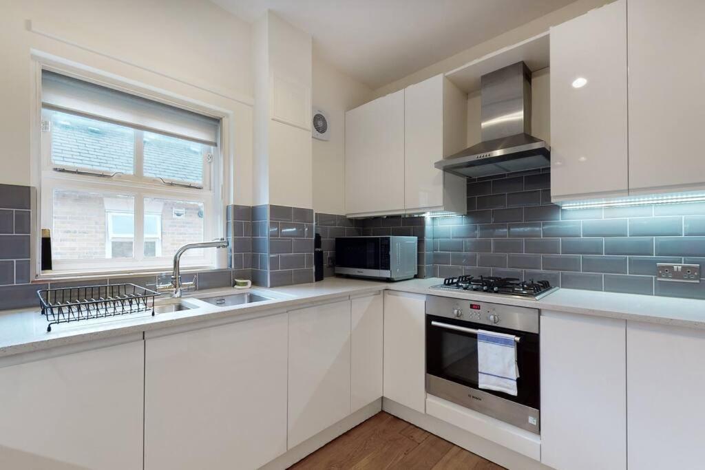 Lovely 2-Bedroom Flat Near Highgate London Exterior foto